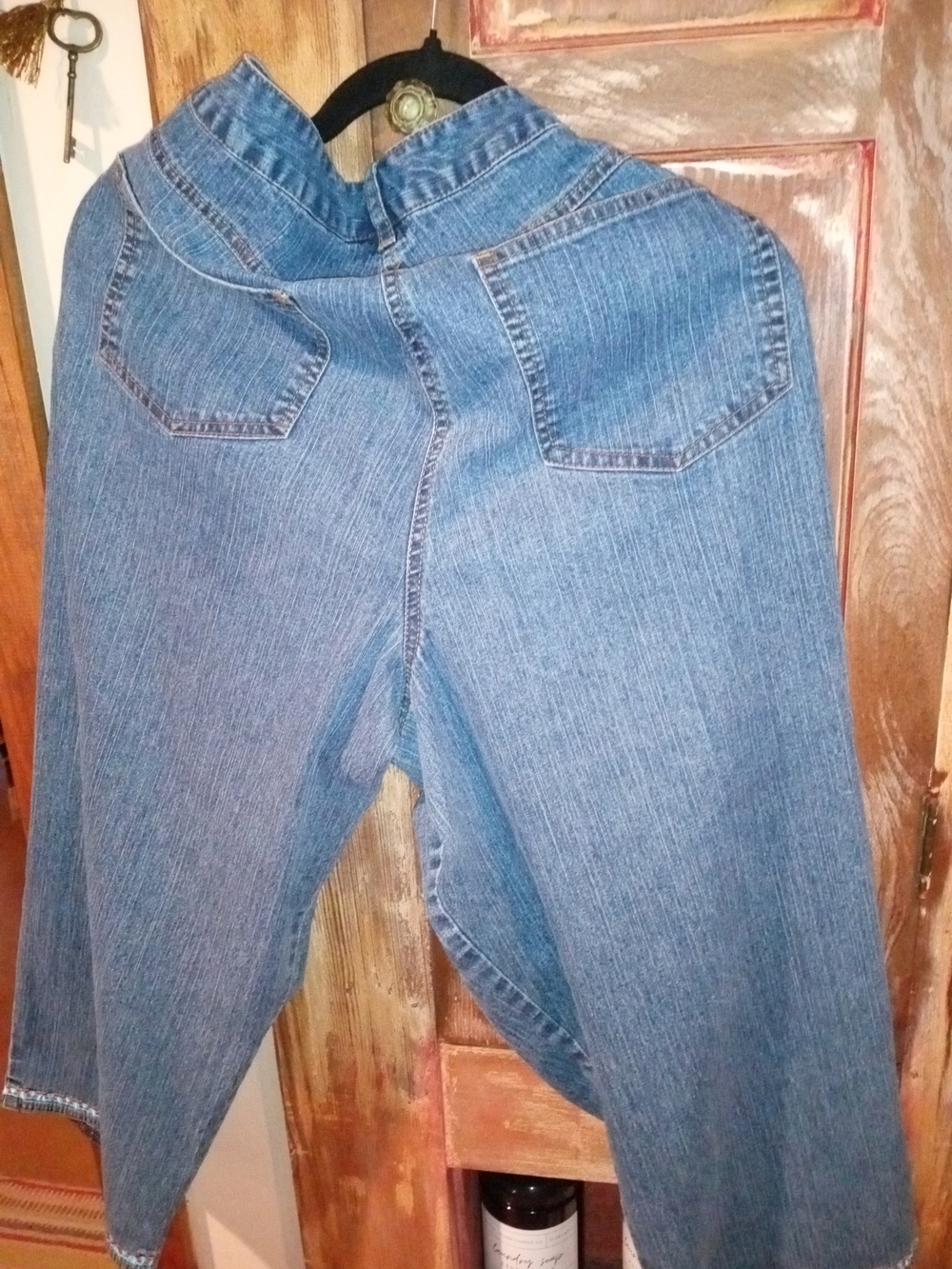 Ruby Rd. Blue Cropped Capri/Ankle Jeans